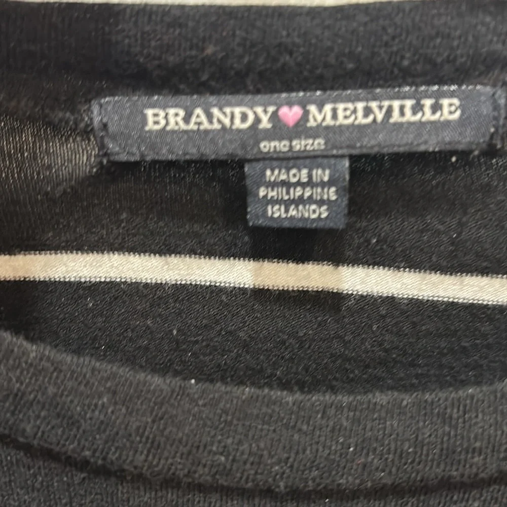 Brandy Melville striped tee - Picture 3 of 4